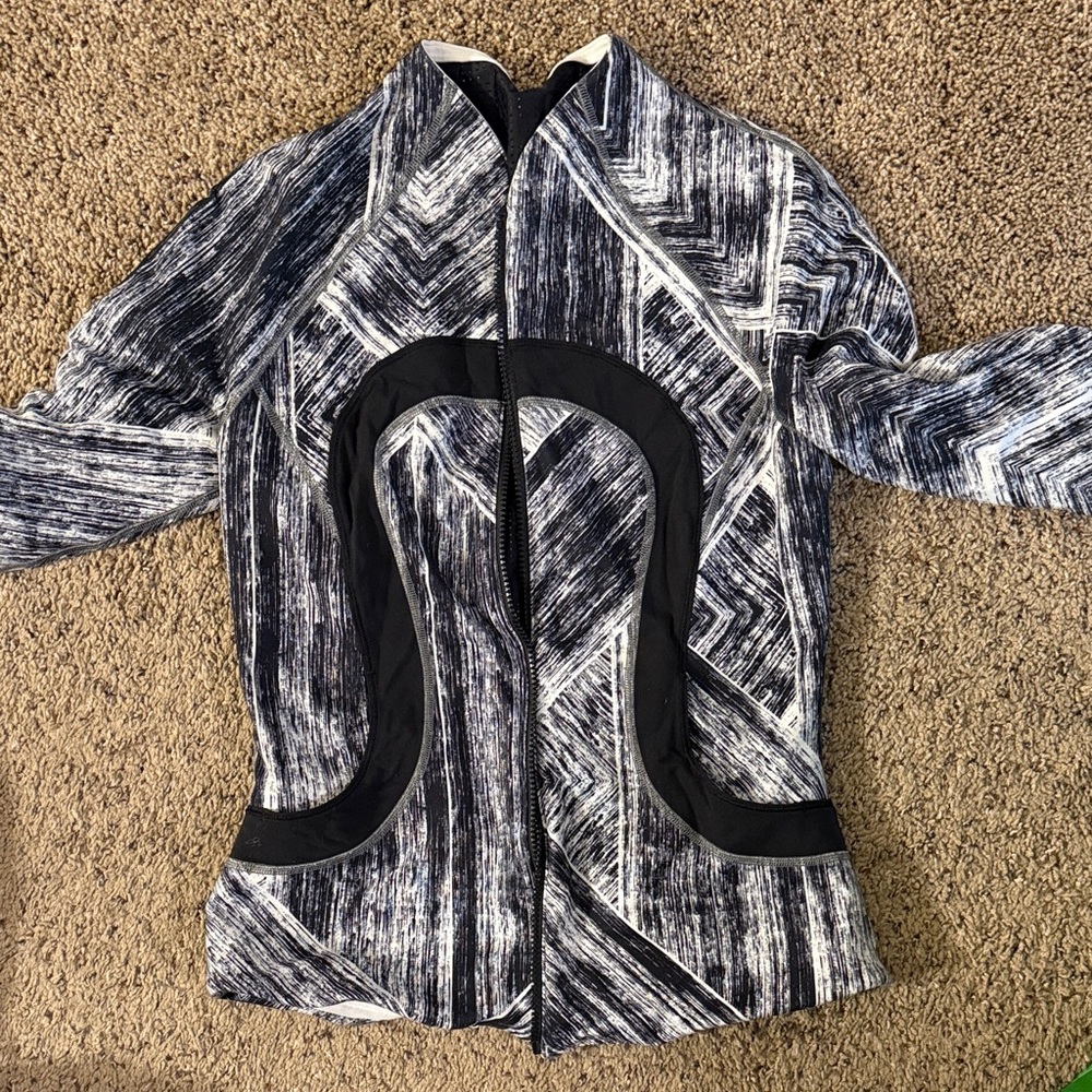 Stylish Women's Black and Gray Jacket